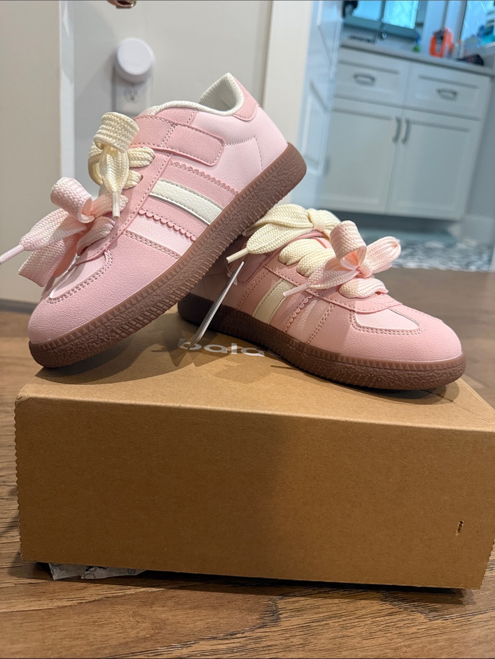 NWT BalaOne Kids Pink Sneakers with Cream Stripes (2.5/3 US SIZE)